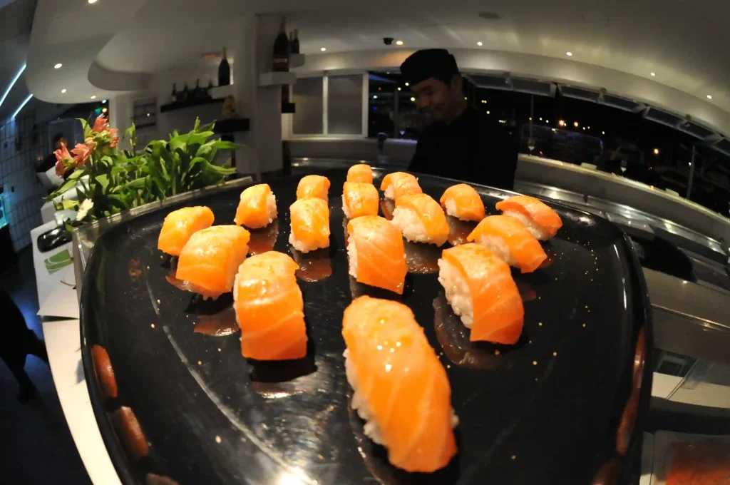 miishi suhi club 018