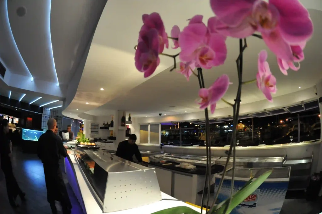 miishi suhi club 019